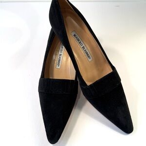 Manolo Blahnik Black Suede pumps size 6(36)